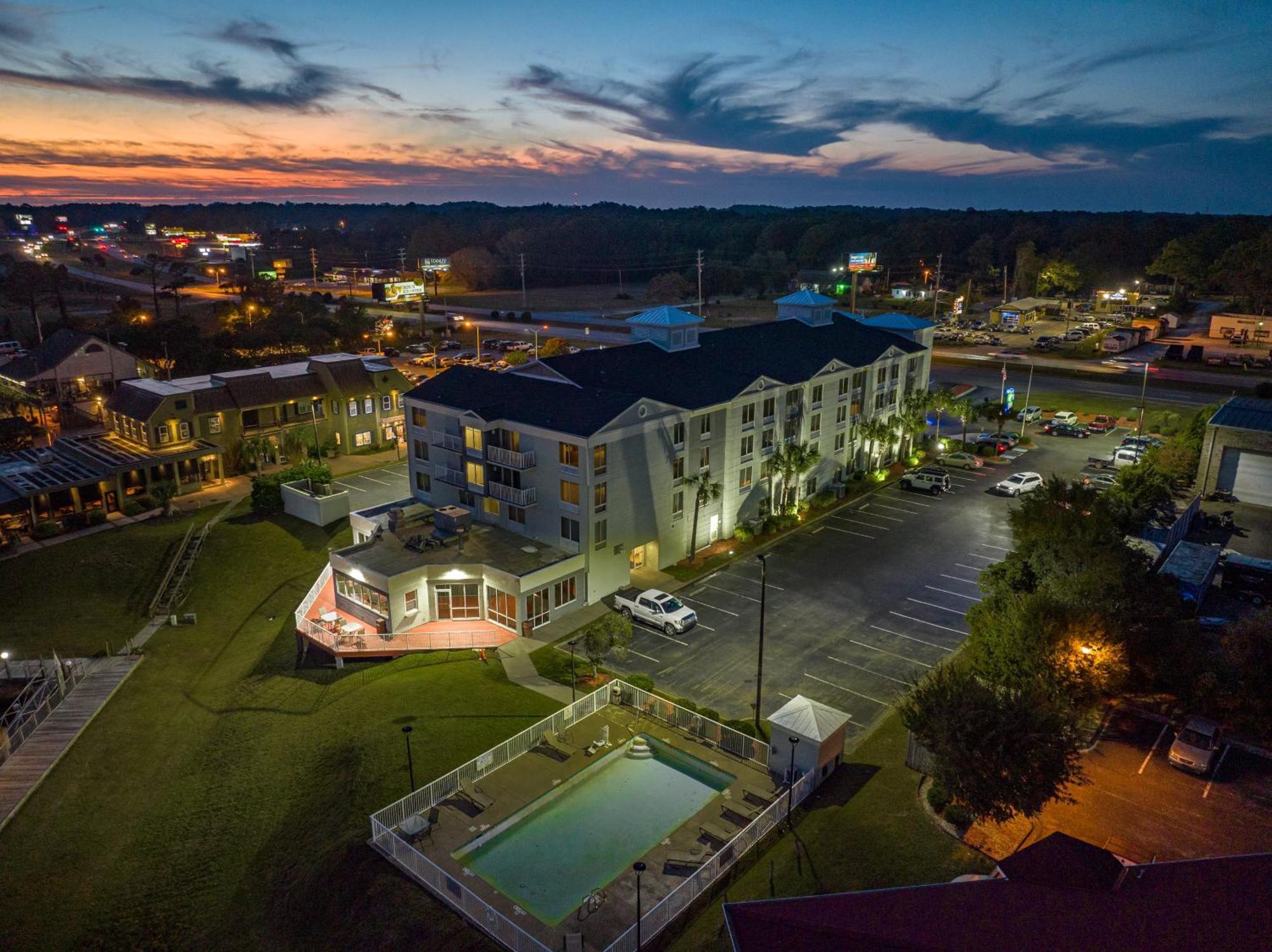 Holiday Inn Express North Myrtle Beach - Little River, An Ihg Hotel Exterior photo